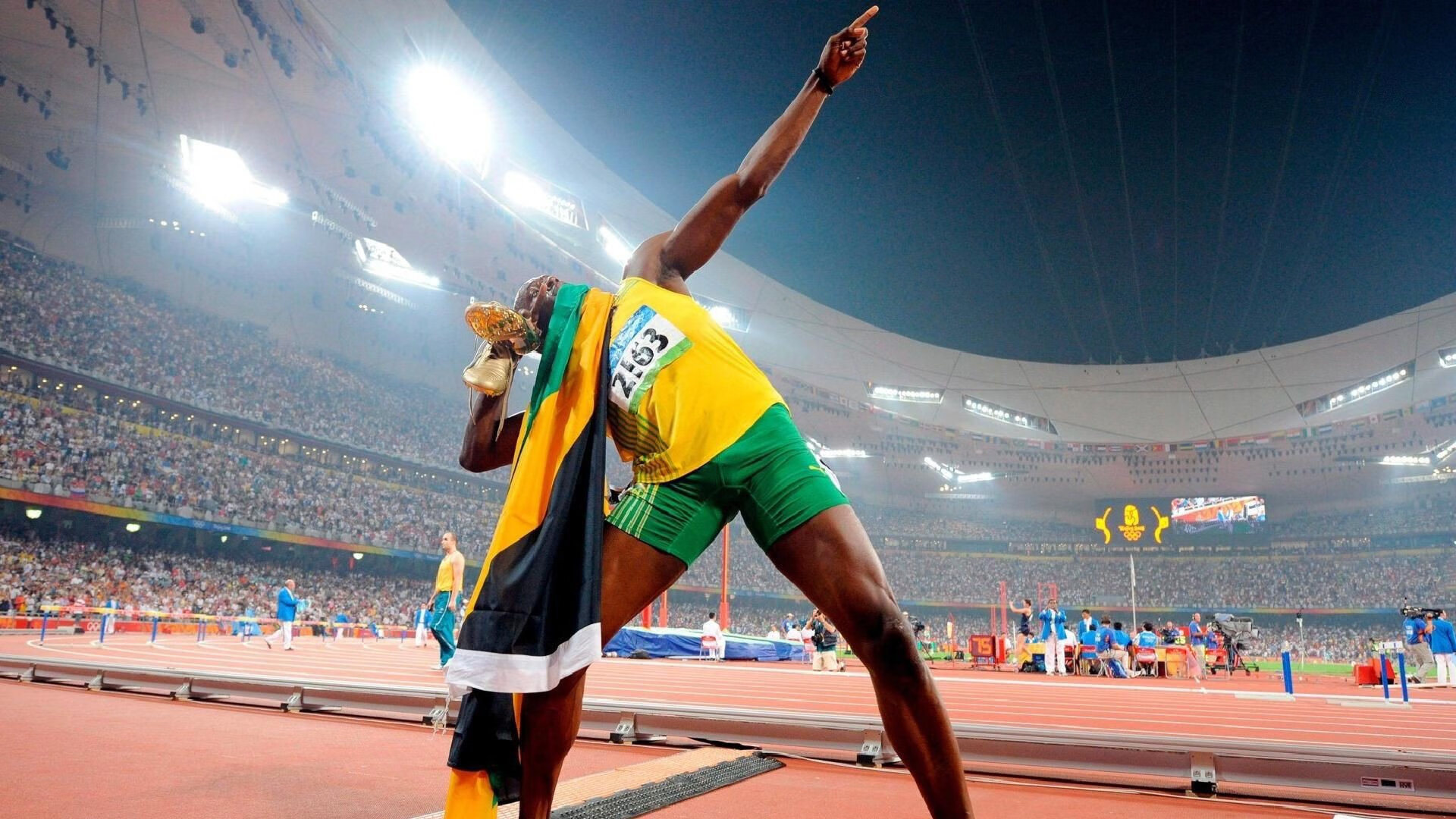 “从青训到国际舞台：萨尔·巴赫的进阶之路”